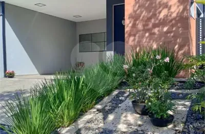 Terreno em condomínio fechado à venda na Rua Rosária Vasques Faciaben, 103, Granja Olga III, Sorocaba