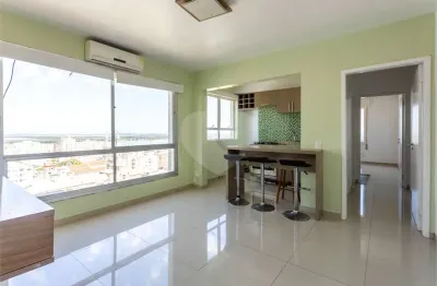 Apartamento com 1 quarto à venda na Rua Duque de Caxias, 876, Centro Histórico, Porto Alegre