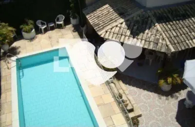 Casa com 6 quartos à venda na Rua Paissandu, Partenon, Porto Alegre