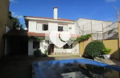 Casa com 4 quartos à venda na Rua Jaguari, Cristal, Porto Alegre