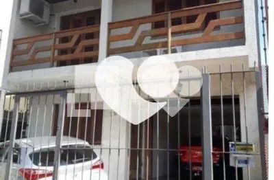 Casa com 3 quartos à venda na Rua Veador Porto, Santana, Porto Alegre