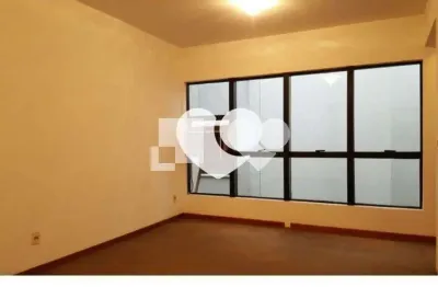 Sala comercial à venda na Avenida Taquara, 154, Petrópolis, Porto Alegre