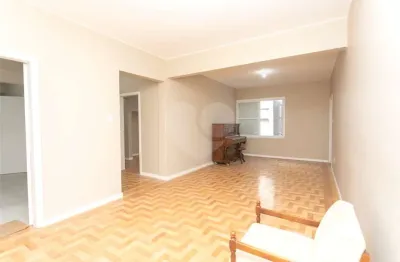 Apartamento com 4 quartos à venda na Avenida Alberto Bins, Floresta, Porto Alegre