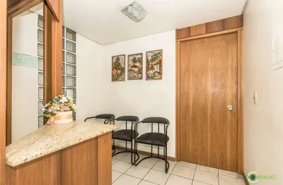 Sala comercial à venda na Avenida Taquara, 572, Petrópolis, Porto Alegre