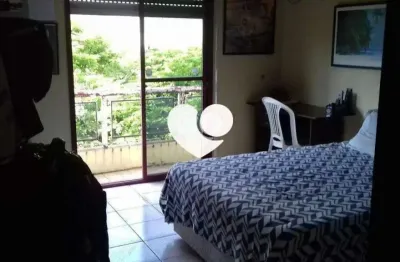Casa com 4 quartos à venda na Rua Afonso Pena, Azenha, Porto Alegre