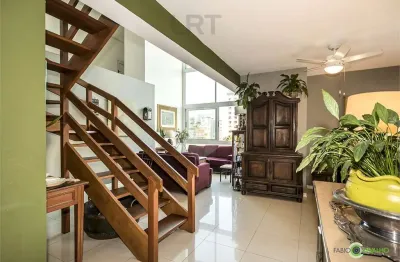 Apartamento com 3 quartos à venda na Rua Cabral, Rio Branco, Porto Alegre