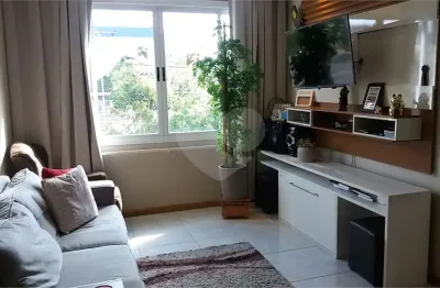 Apartamento com 3 quartos à venda na Vila Ipiranga, Porto Alegre 