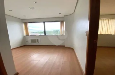 Sala comercial à venda na Rua José de Alencar, Menino Deus, Porto Alegre