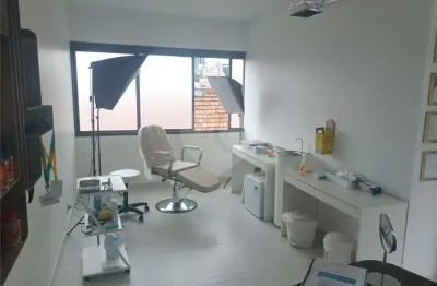 Sala comercial à venda na Rua Vinte e Quatro de Outubro, Auxiliadora, Porto Alegre