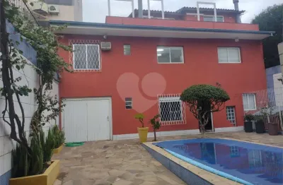 Casa com 4 quartos à venda na Rua Joel Halpern, Vila Ipiranga, Porto Alegre