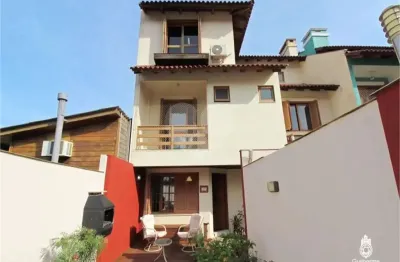 Casa com 4 quartos à venda na Rua Kyve T. Knijnik, 95, Ipanema, Porto Alegre