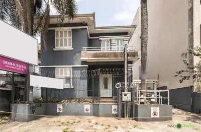 Sobrado com 3 quartos à venda ou para locação em rio branco - rs