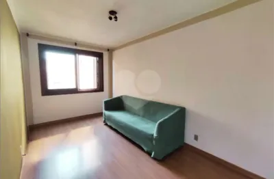 Apartamento com 1 quarto à venda na Rua Luiz de Camões, 864, Azenha, Porto Alegre