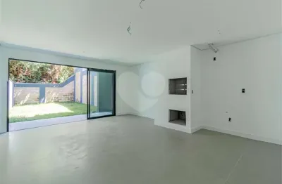 Casa com 3 quartos à venda em chácara das pedras - rs