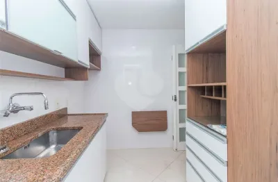 Apartamento com 1 quarto à venda na Avenida Coronel Lucas de Oliveira, 1536, Bela Vista, Porto Alegre