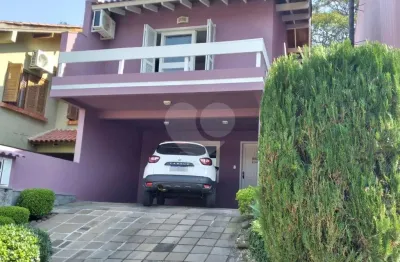 Casa em condomínio fechado com 3 quartos à venda na Rua Erechim, Teresópolis, Porto Alegre