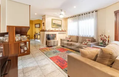 Casa com 4 quartos à venda na Rua Ernesto Zamprogna, 77, Alto Petrópolis, Porto Alegre