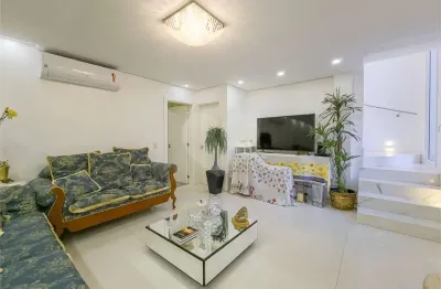 Casa com 4 quartos à venda na Rua Doutor Dias de Carvalho, Tristeza, Porto Alegre