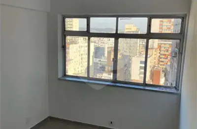Sala comercial à venda na Dos Andradas 1560, Centro Histórico, Porto Alegre