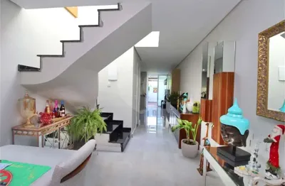 Casa com 2 quartos à venda na Rua Vacaria, Aberta dos Morros, Porto Alegre