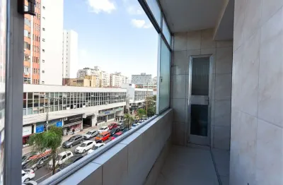 Apartamento com 3 quartos à venda na Avenida Cristóvão Colombo, Floresta, Porto Alegre