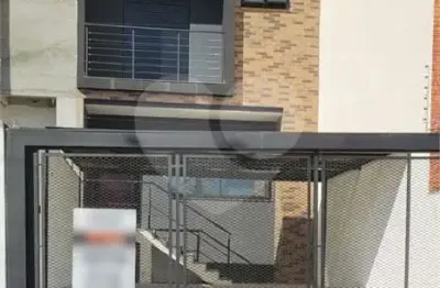 Casa com 3 quartos à venda na Rua Matias José Bins, Chácara das Pedras, Porto Alegre