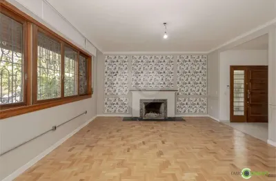 Casa com 5 quartos à venda na Rua Eça de Queiroz, Petrópolis, Porto Alegre