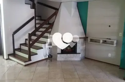 Casa com 3 quartos à venda na Rua Doutor Egydio Michaelsen, Cavalhada, Porto Alegre