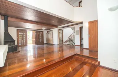 Casa com 3 quartos à venda na Avenida Rachel Wolfrid, Protásio Alves, Porto Alegre