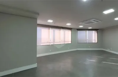 Sala comercial à venda na Chácara das Pedras, Porto Alegre 