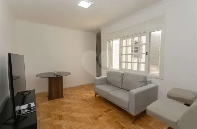Apartamento com 2 quartos à venda ou para locação em auxiliadora - rs