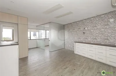 Sala comercial à venda na Avenida Protásio Alves, 3111, Petrópolis, Porto Alegre