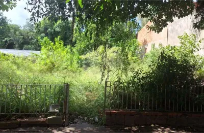 Terreno à venda na Rua Carlos Legori, Passo da Areia, Porto Alegre