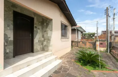 Casa com 2 quartos à venda na Oliveira Rolim, Sarandi, Porto Alegre