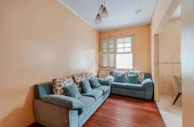 Casa com 3 quartos à venda na Rua Professor Clemente Pinto, Azenha, Porto Alegre