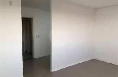 Sala comercial para alugar na Avenida Centenário, Centro, Gravataí