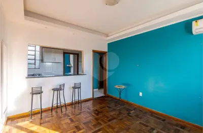 Apartamento com 2 quartos à venda na Rua Pedro Chaves Barcelos, 601, Auxiliadora, Porto Alegre