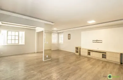 Casa com 3 quartos à venda na Rua Doutor Pereira da Cunha, Partenon, Porto Alegre