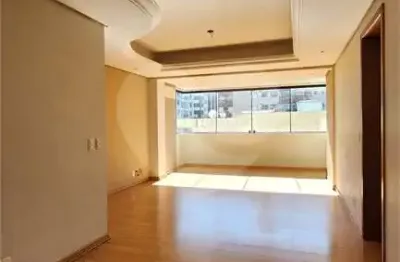 Apartamento com 3 quartos à venda na Rua Eça de Queiroz, Petrópolis, Porto Alegre