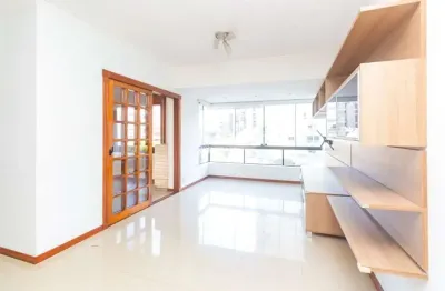 Apartamento com 3 quartos para locação em petrópolis - rs