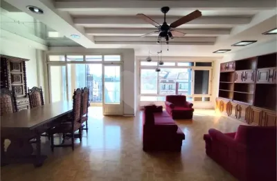 Apartamento com 3 quartos para locação em petrópolis - rs