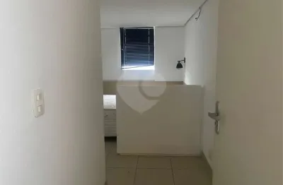 Apartamento com 1 quarto à venda na Rua Duque de Caxias, 1623, Centro Histórico, Porto Alegre