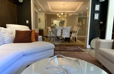 Terreno em condomínio fechado à venda na Vila Conceição, Porto Alegre 