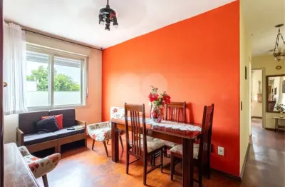 Apartamento com 2 quartos à venda na Rua Ângelo Crivellaro, 645, Jardim do Salso, Porto Alegre