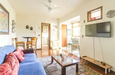 Apartamento com 2 quartos para alugar no Mont Serrat, Porto Alegre 