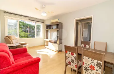 Apartamento com 2 quartos para alugar em Petrópolis, Porto Alegre 