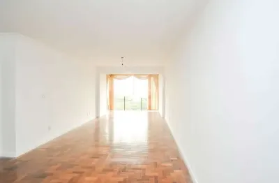 Apartamento com 3 quartos para alugar no Menino Deus, Porto Alegre 