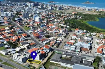 Terreno à venda no Paes Leme, Imbituba 