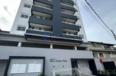 Apartamento com 2 quartos para alugar na Ruth Da Cruz Secco, Centro, Imbituba