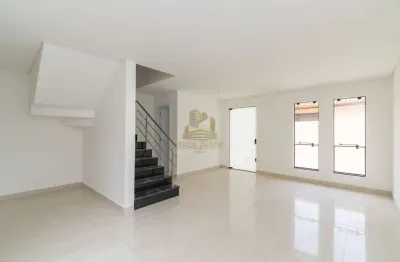 Casa em condomínio fechado com 3 quartos à venda na diomar wambier, 249, uberaba, curitiba, 140 m2 por r$ 679.000